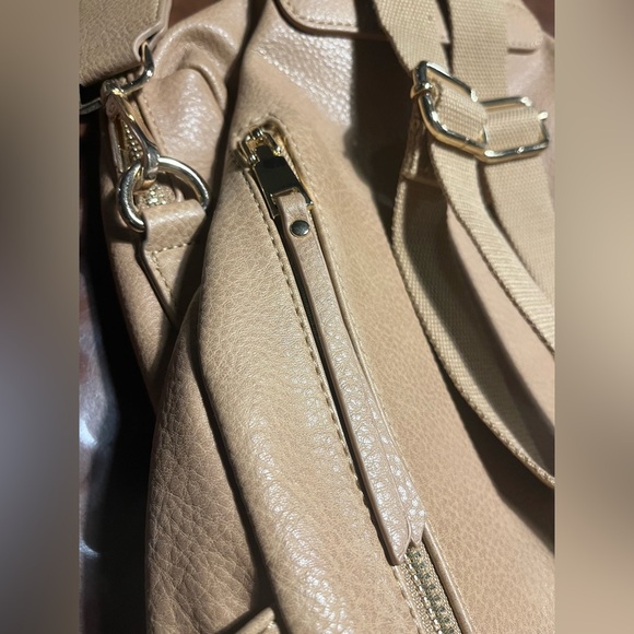 Taupe Vegan Leather - convertible diaper bag - NWOT boutique - Picture 4 of 9